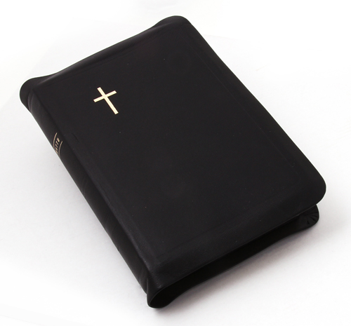 Isotekstinen Raamattu, musta (suojareuna, reunahakemisto)