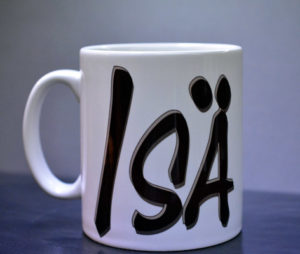Isä-muki, musta Isä-muki, musta
