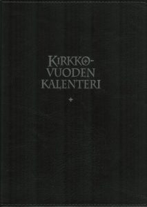 Kirkon viikkomuistio 2023 + mustat pujotuskannet, kynäpidike