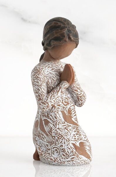 Willow Tree - Prayer of Peace (darker skin and hair) / Rauhan rukous